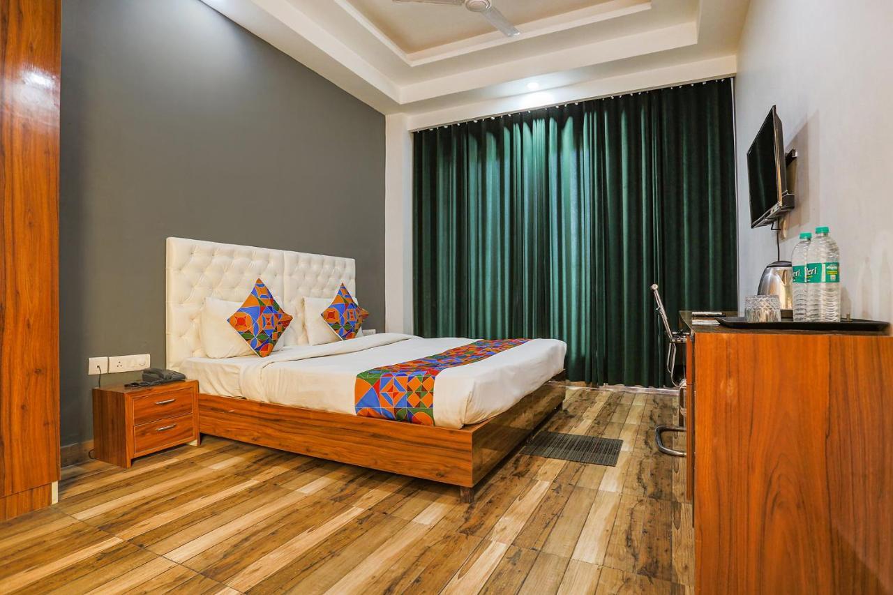 Fabhotel Skylight Inn Near Medanta Hospital Gurgaon Ngoại thất bức ảnh