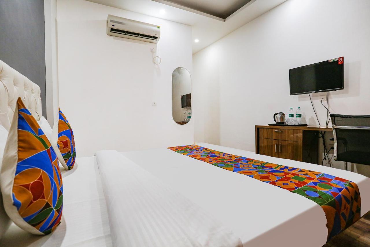 Fabhotel Skylight Inn Near Medanta Hospital Gurgaon Ngoại thất bức ảnh